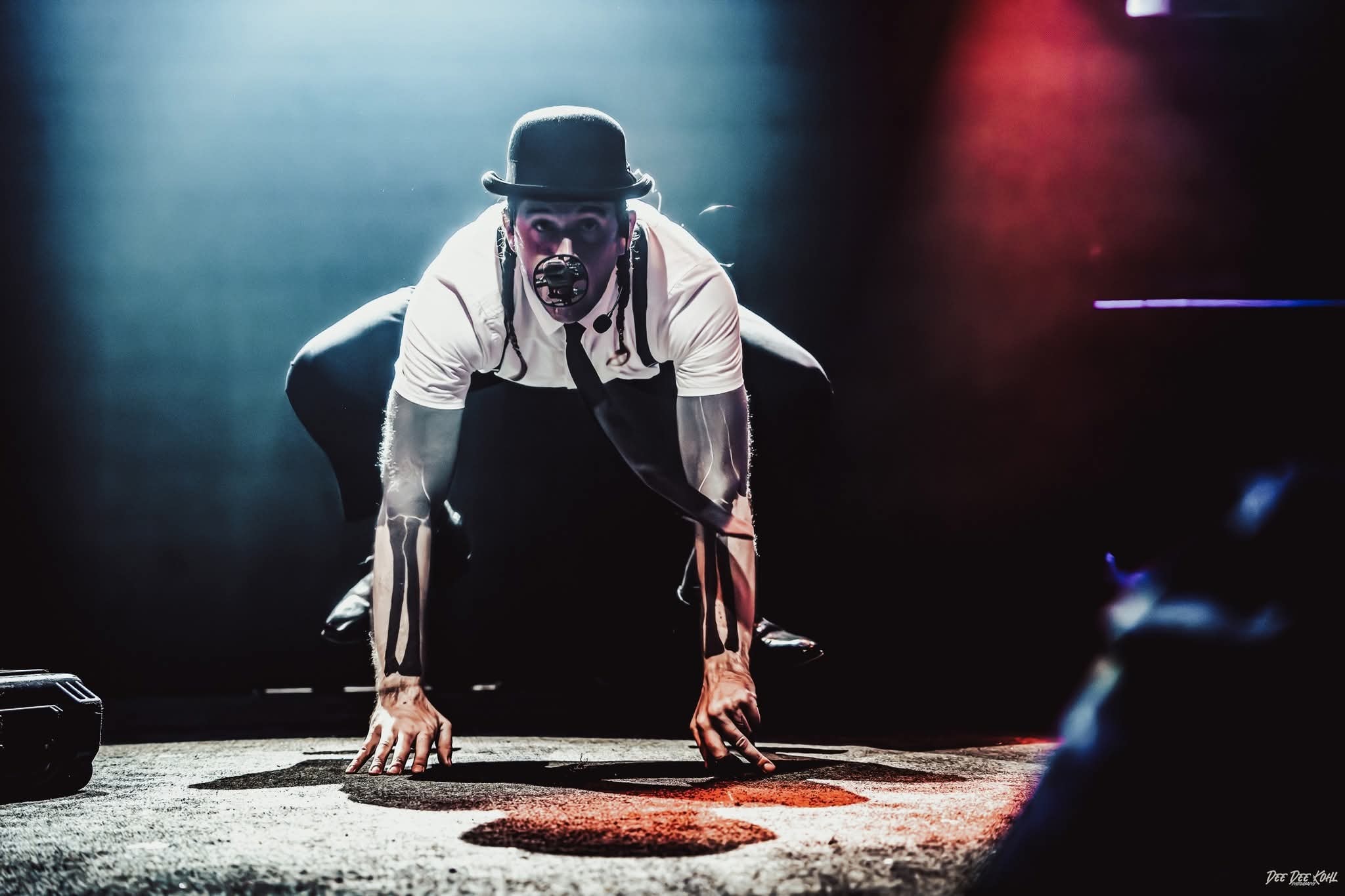 Odd Corey performance photo 13